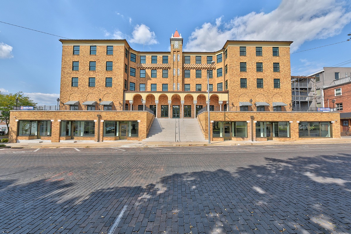 Haas Hall Academy, Rogers, edu.svet.gob.gt