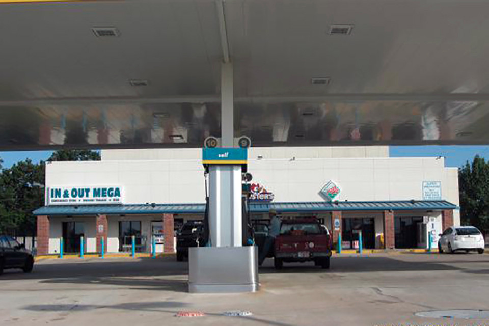 Mega Valero in North Little Rock Sold for 2.2M Arkansas Business News
