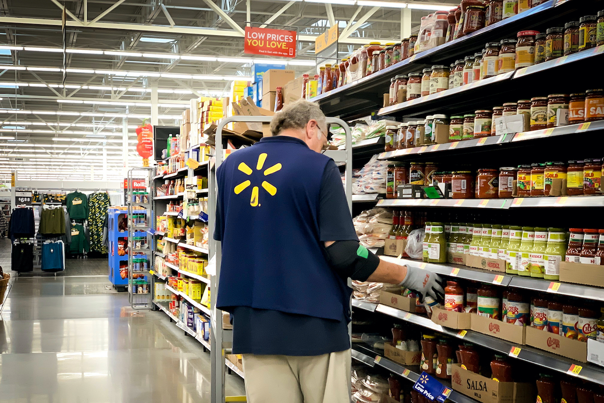 Walmart to Boost US Hourly Pay | Arkansas Business News |  ArkansasBusiness.com