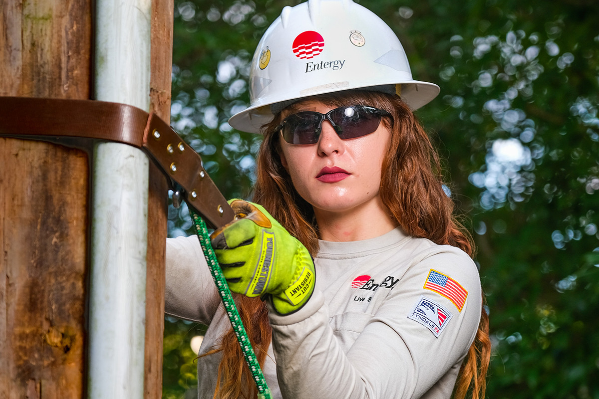 climbing-utility-poles-past-the-glass-ceiling-arkansas-business-news-arkansasbusiness-com