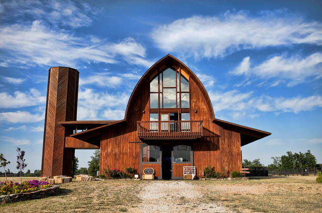 Fayetteville Arkansas Wedding: Jenae & Aaron Randall