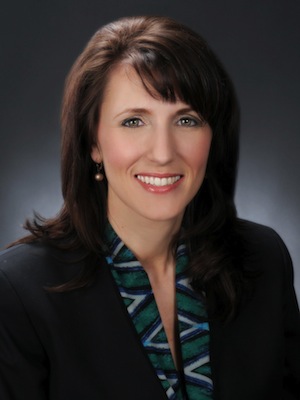 Amy Pierce Named EVP, Senior Lender for Summit Bank in Little Rock (Super Mover) - amy-pierce