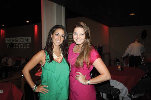 Gina Paradiso, Mariel Eckert