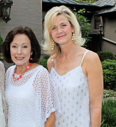 Gloria Redman, Suzanne Guymon