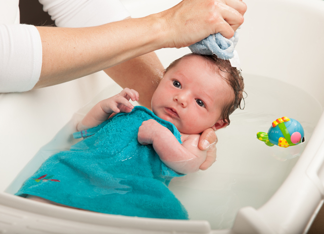Soak In These 10 Safety Tips for Your Baby's Bath Time