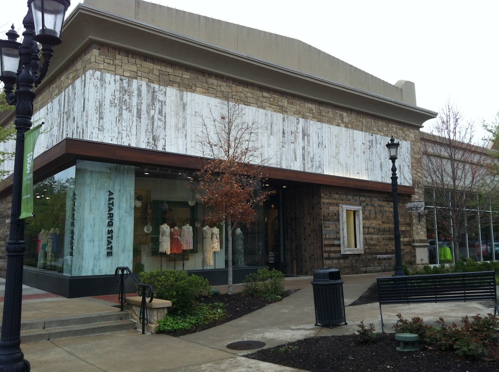 Photos New Boutique Opens Doors at Promenade Little Rock Soiree