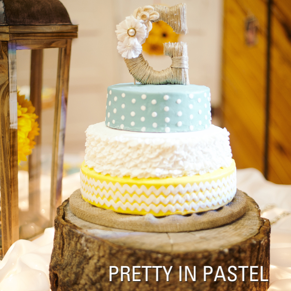 Spectacular Cakes from Real Arkansas Weddings