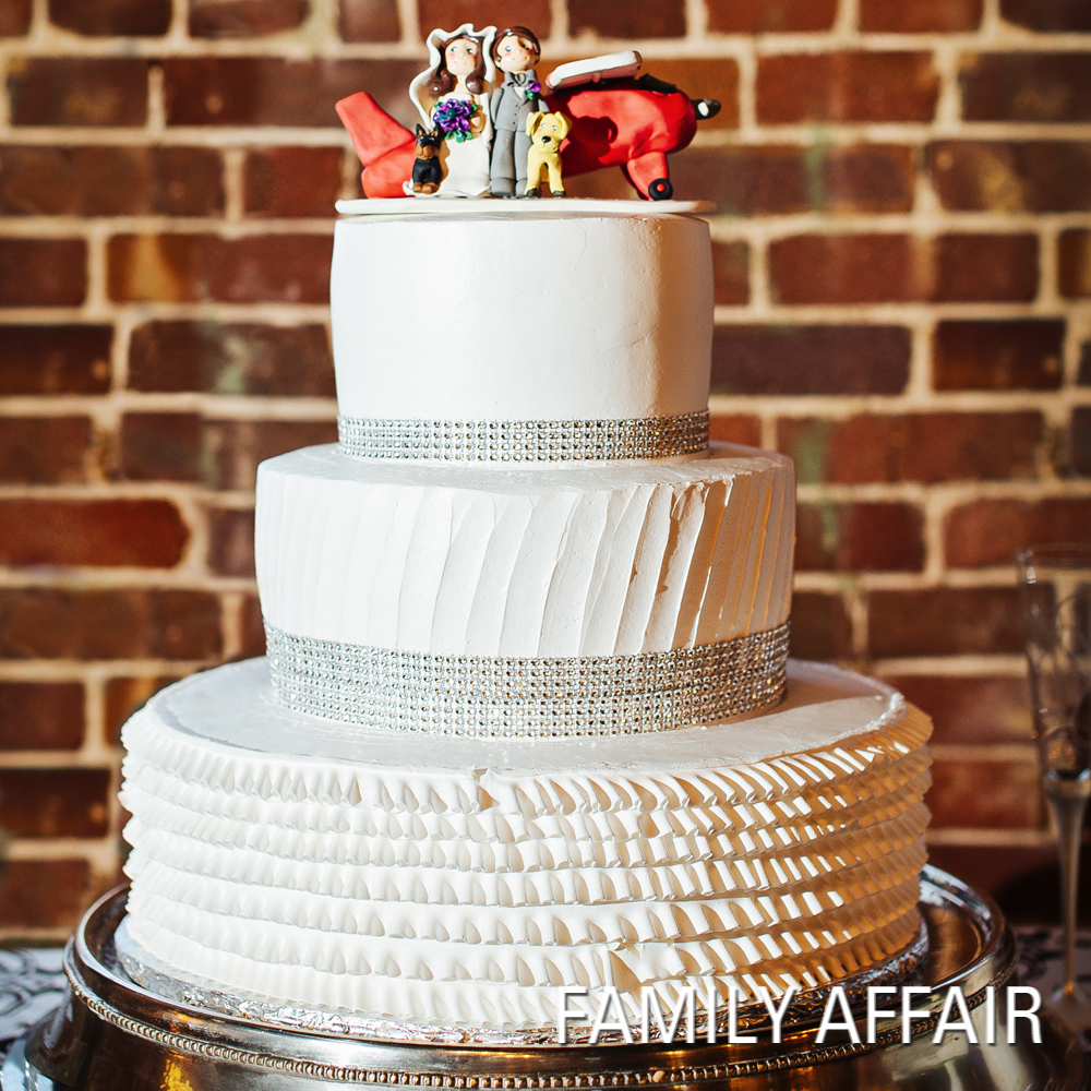 Spectacular Cakes from Real Arkansas Weddings