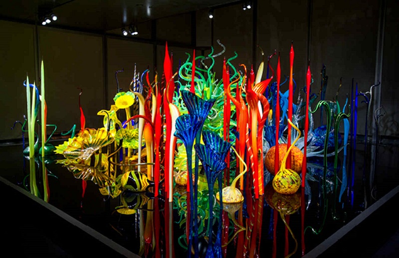 dale-chihuly-clinton-presidential-center-mille-fiori.jpg