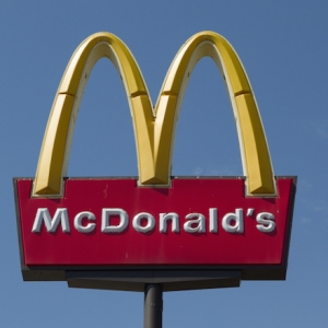 McDonald's to Use Chicken Without Human Antibiotics