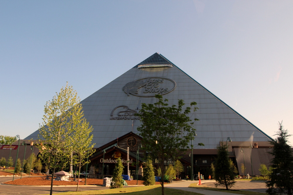 Memphis Bass Pro Shops Pyramid One of the World's Largest