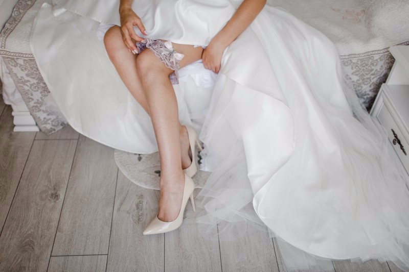 The History Behind The Bouquet Garter Toss Arkansas Bride